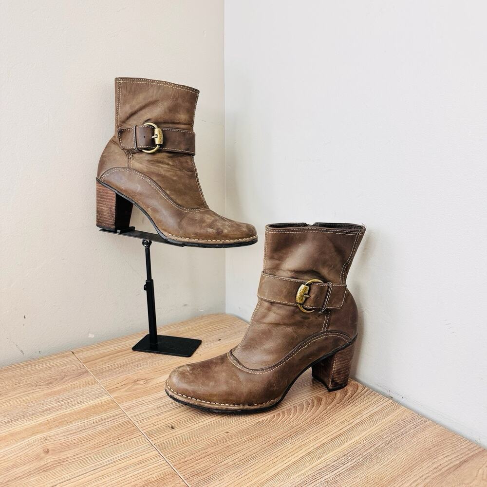 Indigo by Clarks brown leather ankle boots Women’s Size 10